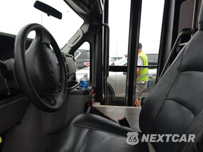 2011 Ford Super Duty E-450 Cutaway DRW - zdjęcie 7 z 45 - miniatura