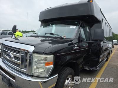2011 Ford Super Duty E-450 Cutaway DRW - zdjęcie 1 z 45 - miniatura