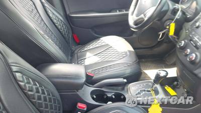 2011 Hyundai Elantra Touring SE Wagon - zdjęcie 27 z 51 - miniatura