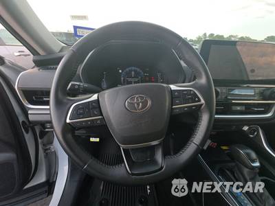 2025 Toyota Grand Highlander XLE - zdjęcie 10 z 27 - miniatura