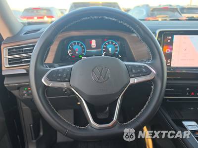 2025 Volkswagen Atlas 2.0T SE w/Technology - zdjęcie 10 z 22 - miniatura