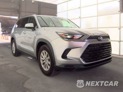 2025 Toyota Grand Highlander XLE - zdjęcie 3 z 27 - miniatura