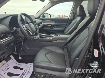 2025 Toyota Grand Highlander XLE - zdjęcie 7 z 26 - miniatura