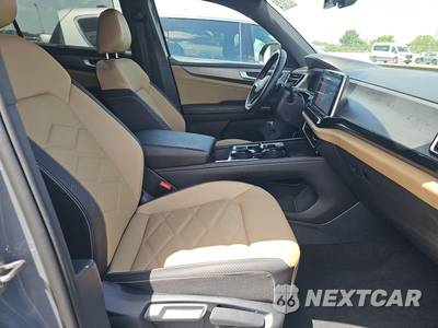 2025 Volkswagen Atlas Cross Sport 2.0T SE w/Technology - zdjęcie 8 z 18 - miniatura