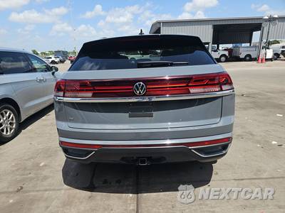 2025 Volkswagen Atlas Cross Sport 2.0T SE w/Technology - zdjęcie 5 z 18 - miniatura