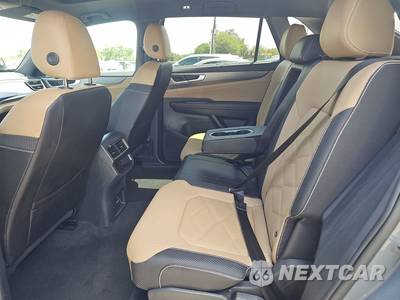 2025 Volkswagen Atlas Cross Sport 2.0T SE w/Technology - zdjęcie 13 z 18 - miniatura