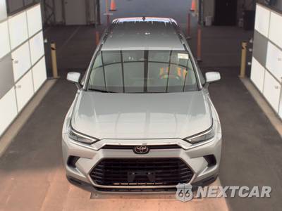2025 Toyota Grand Highlander XLE - zdjęcie 2 z 29 - miniatura