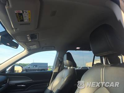 2025 Toyota Grand Highlander XLE - zdjęcie 19 z 29 - miniatura