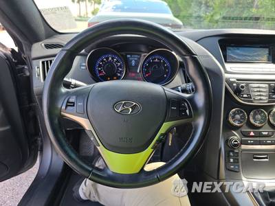 2013 Hyundai Genesis Coupe 2.0T R-Spec - zdjęcie 10 z 36 - miniatura