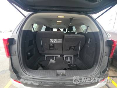 2025 Kia Carnival MPV LXS 121.7" WB - zdjęcie 17 z 30 - miniatura