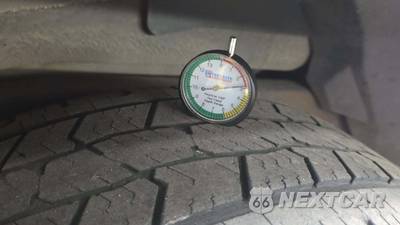 2013 Nissan Xterra S - zdjęcie 27 z 40 - miniatura