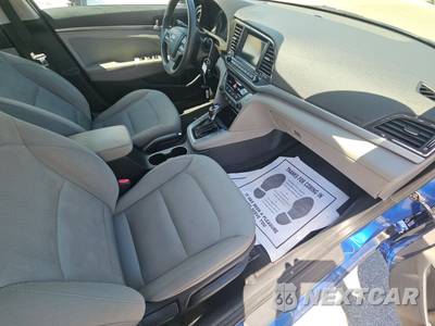 2017 Hyundai Elantra SE Sedan - zdjęcie 8 z 43 - miniatura