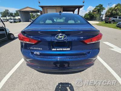 2017 Hyundai Elantra SE Sedan - zdjęcie 5 z 43 - miniatura