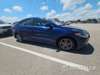 2017 Hyundai Elantra SE Sedan - zdjęcie 3 z 43 - miniatura