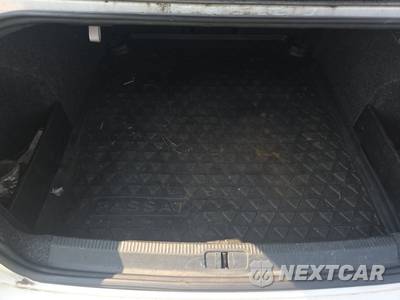 2010 Volkswagen Passat Sedan Komfort - zdjęcie 16 z 38 - miniatura