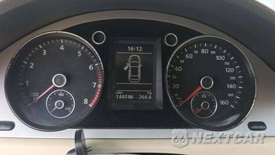 2010 Volkswagen Passat Sedan Komfort - zdjęcie 20 z 38 - miniatura