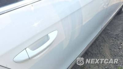 2010 Volkswagen Passat Sedan Komfort - zdjęcie 27 z 38 - miniatura