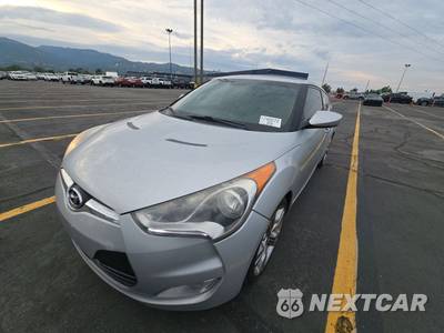 2013 Hyundai Veloster w/Black Interior