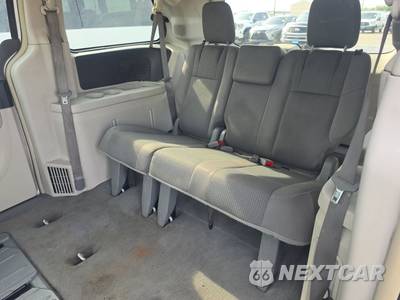 2014 Volkswagen Routan S 121.2" WB - zdjęcie 14 z 18 - miniatura