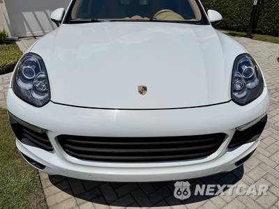2017 Porsche Cayenne Platinum Edition - zdjęcie 2 z 42 - miniatura