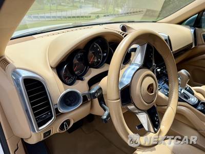 2017 Porsche Cayenne Platinum Edition - zdjęcie 34 z 42 - miniatura