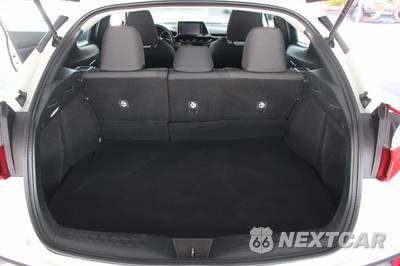 2021 Toyota C-HR LE - zdjęcie 46 z 48 - miniatura