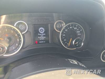 2020 Ram 2500 Tradesman Crew Cab Medium Bed - zdjęcie 12 z 33 - miniatura