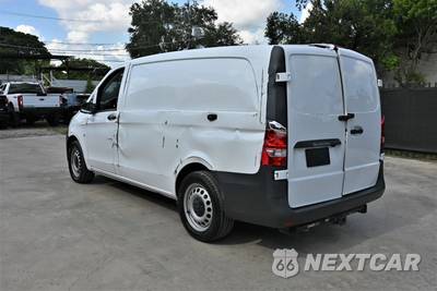 2023 Mercedes-Benz Metris Cargo Van 126.0" WB - zdjęcie 4 z 16 - miniatura