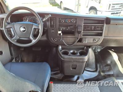 2022 Chevrolet Express 4500 Cutaway 2WT DRW - zdjęcie 20 z 28 - miniatura