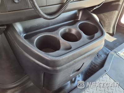 2022 Chevrolet Express 4500 Cutaway 2WT DRW - zdjęcie 22 z 28 - miniatura