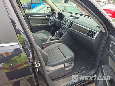 2023 Volkswagen Atlas 2.0T SE - zdjęcie 8 z 27 - miniatura