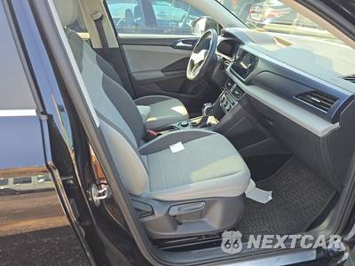 2022 Volkswagen Taos SE - zdjęcie 8 z 25 - miniatura