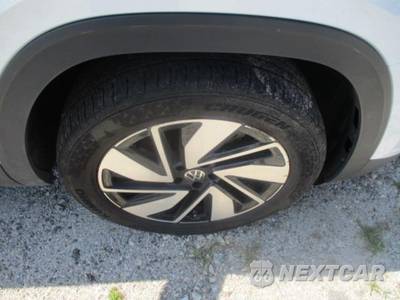2025 Volkswagen Atlas 2.0T SE w/Technology - zdjęcie 4 z 29 - miniatura