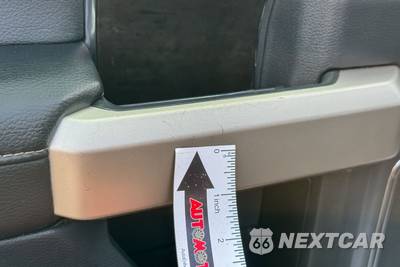 2022 Ford Super Duty F-350 Lariat Crew Cab Medium Bed - zdjęcie 43 z 45 - miniatura