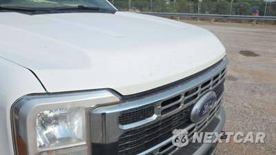 2025 Ford Super Duty F-250 XLT Crew Cab Medium Bed - zdjęcie 32 z 35 - miniatura