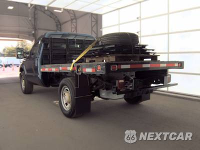 2015 Ford Super Duty F-350 Cab Chassis XL Regular Cab - zdjęcie 6 z 27 - miniatura