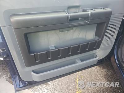 2015 Ford Super Duty F-350 Cab Chassis XL Regular Cab - zdjęcie 9 z 27 - miniatura