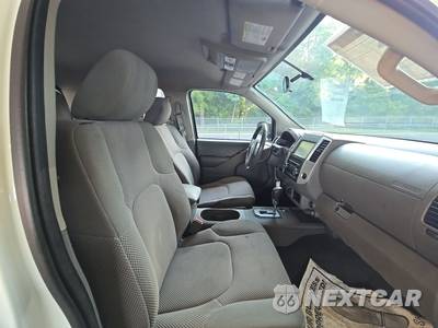 2021 Nissan Frontier SV Crew Cab Medium Bed - zdjęcie 8 z 31 - miniatura