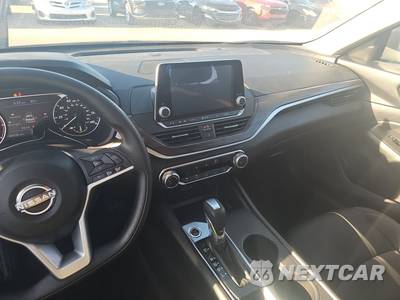 2025 Nissan Altima SV - zdjęcie 11 z 17 - miniatura
