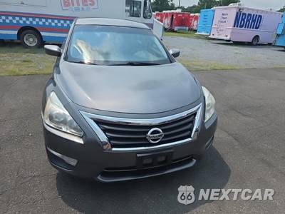 2015 Nissan Altima 2.5 S - zdjęcie 2 z 16 - miniatura