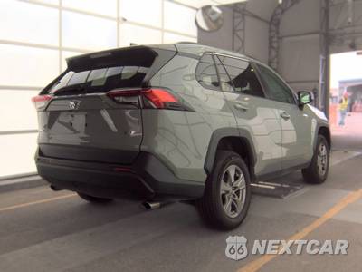 2023 Toyota RAV4 XLE - zdjęcie 4 z 23 - miniatura