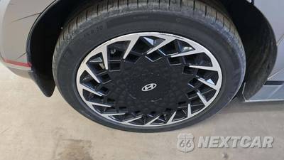 2024 Hyundai IONIQ 5 Limited - zdjęcie 37 z 57 - miniatura
