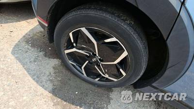 2022 Hyundai IONIQ 5 SE - zdjęcie 29 z 34 - miniatura