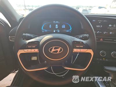 2025 Hyundai Elantra SE - zdjęcie 10 z 33 - miniatura