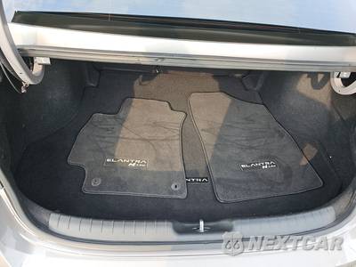 2023 Hyundai Elantra N Line - zdjęcie 16 z 31 - miniatura