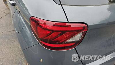 2026 Hyundai Venue SE - zdjęcie 23 z 27 - miniatura