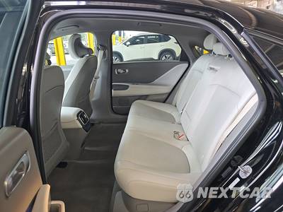 2024 Hyundai IONIQ 6 SEL - zdjęcie 13 z 46 - miniatura