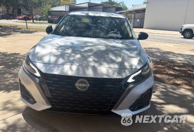 2026 Nissan Altima SV - zdjęcie 2 z 27 - miniatura