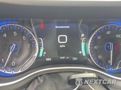 2027 Chrysler Pacifica Select 121.6" WB - zdjęcie 12 z 18 - miniatura