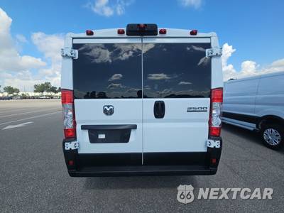 2025 Ram ProMaster 2500 Cargo Van Tradesman w/Passenger Seat Low Roof 136.0" WB - zdjęcie 5 z 34 - miniatura